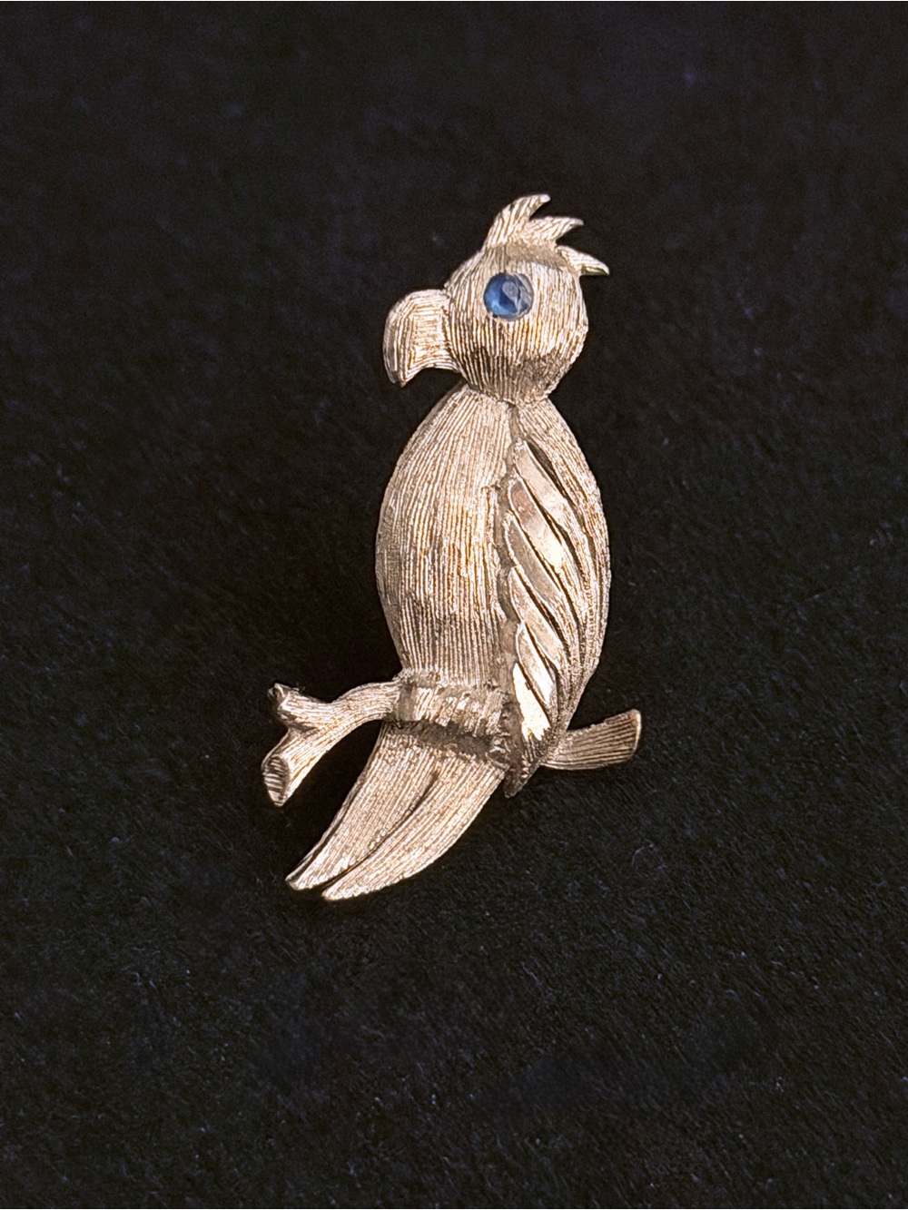 Parrot Brooch Silver with sparkling Blue Eye EUC